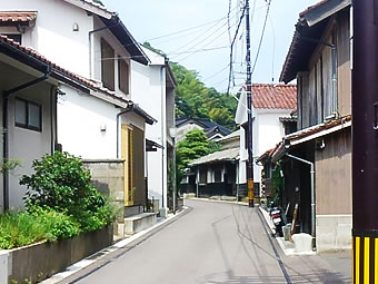 湯泉津温泉の街並